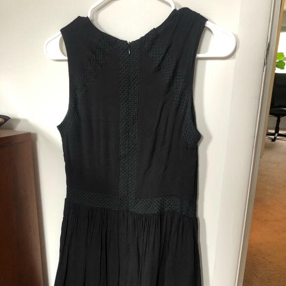 Kling Short Black Dress - Picture 3 of 4